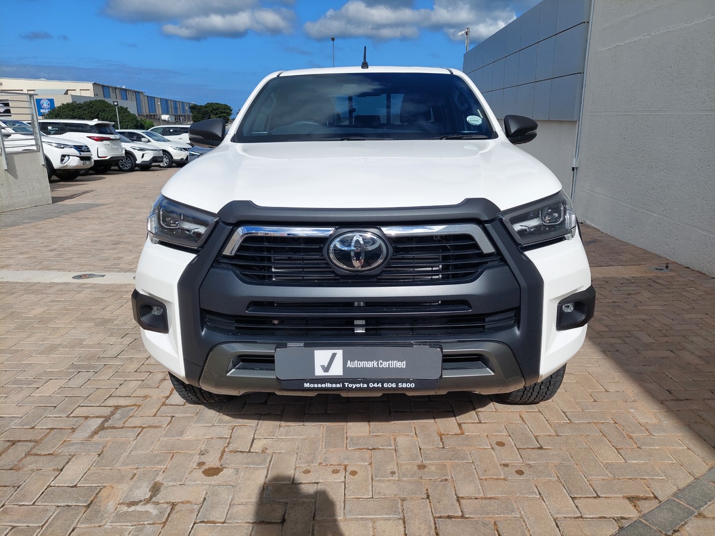 2024 Hilux 2.8 GD-6 RB LEGEND AT DC MHEV (DEMO)