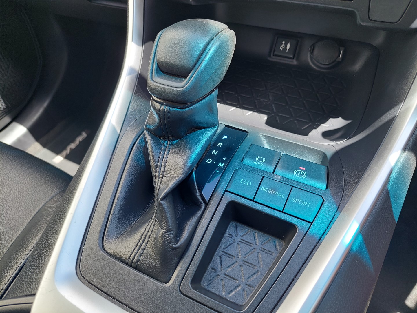 2019 RAV4 2.0 GX CVT 2WD