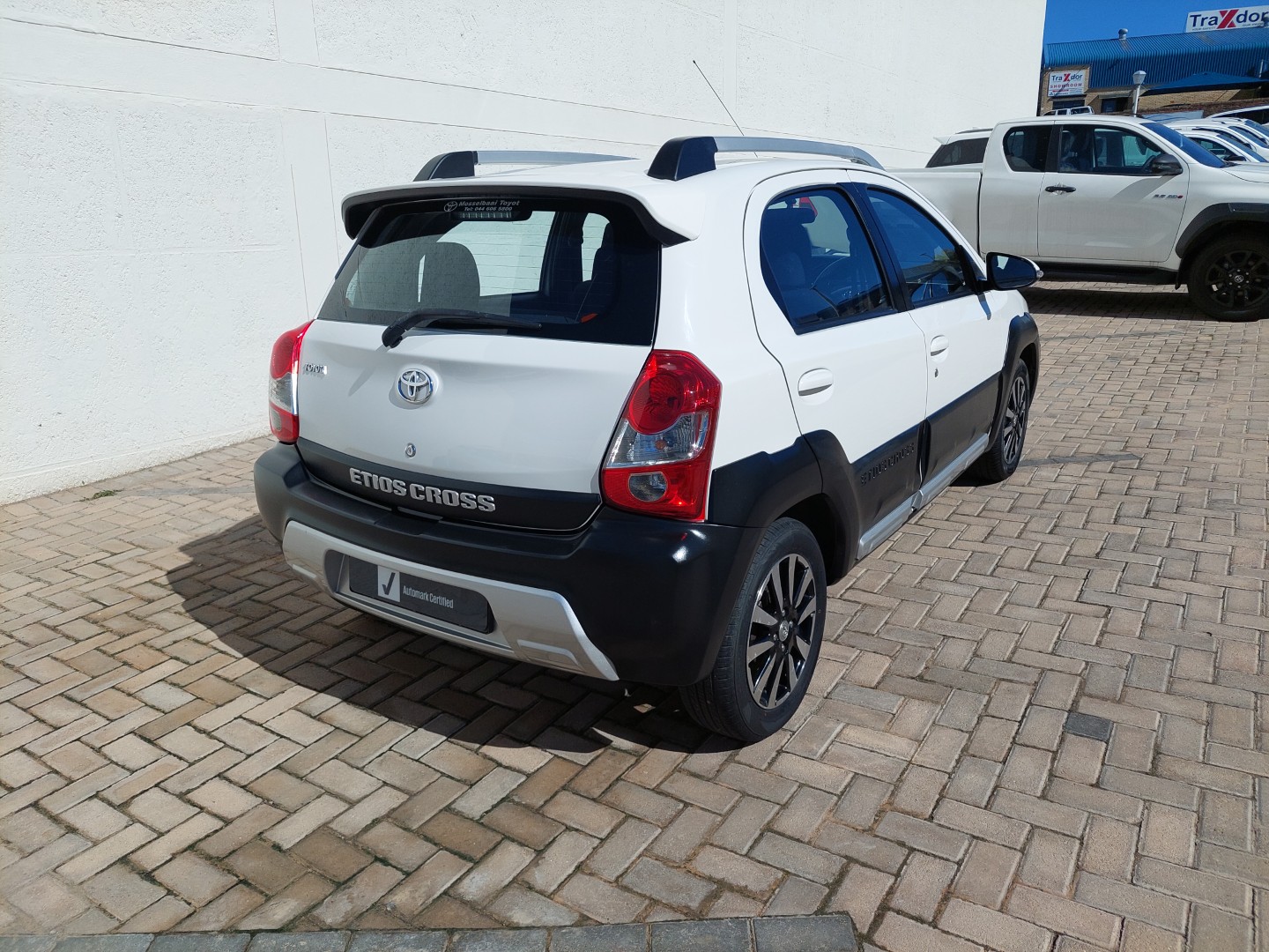 2016 Etios Cross 1.5 XS 5Dr