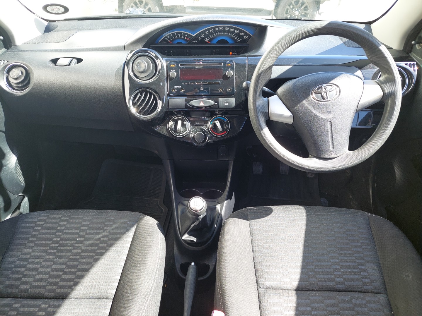 2016 Etios Cross 1.5 XS 5Dr