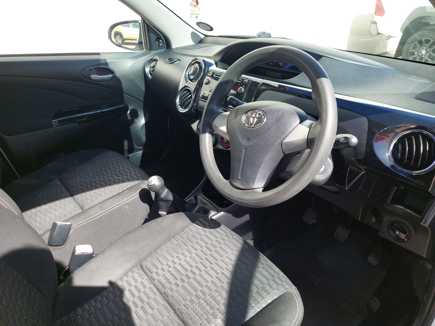 2016 Etios Cross 1.5 XS 5Dr