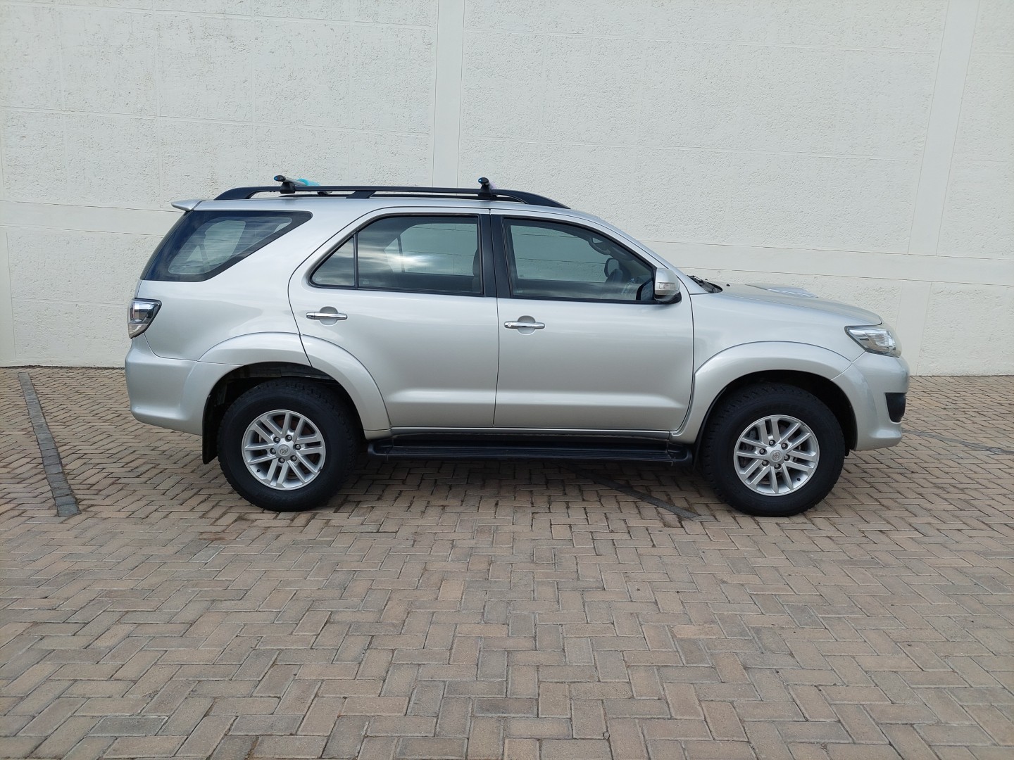 2013 Fortuner 2.5D-4D RB AT