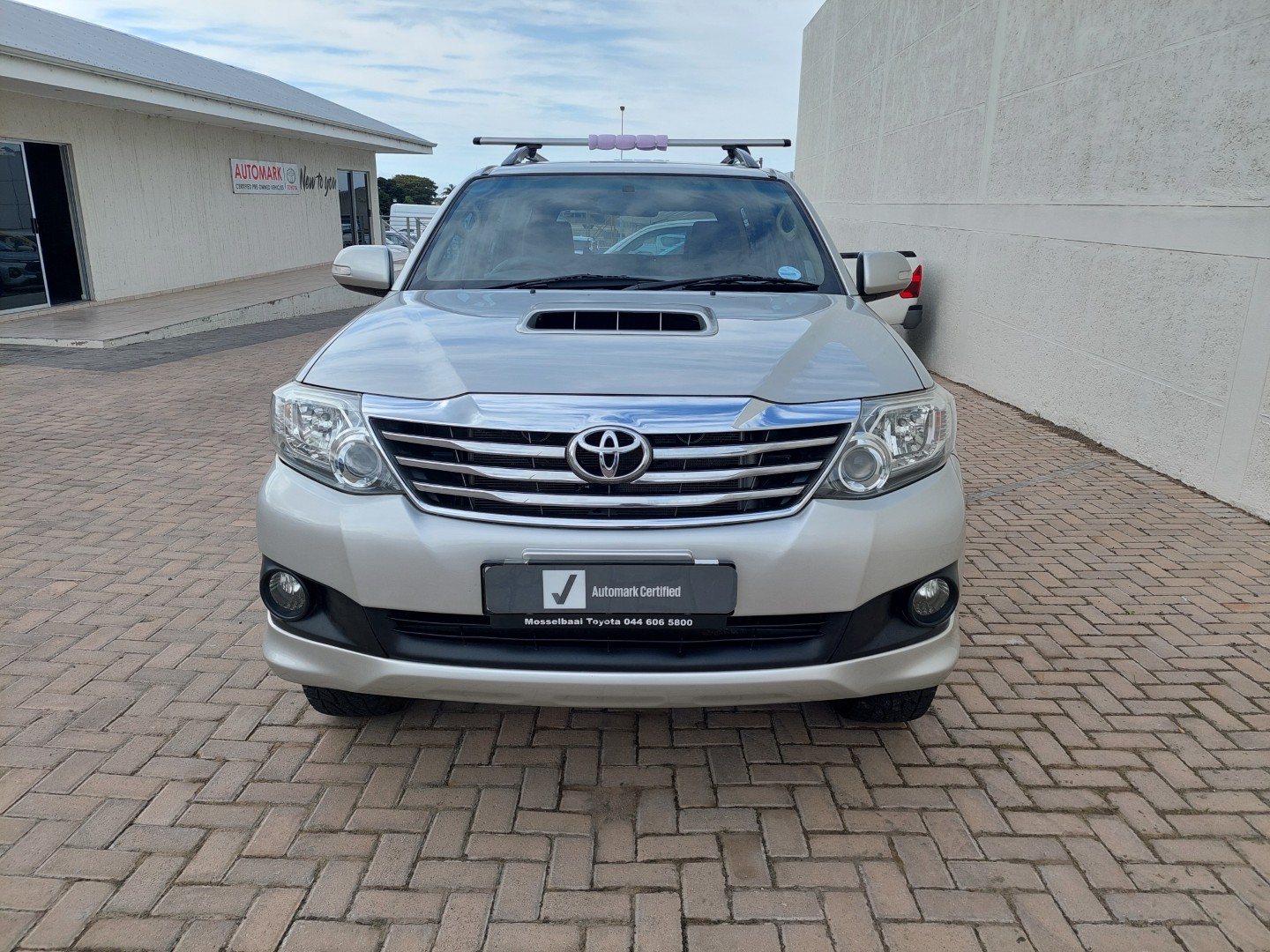 2013 Fortuner 2.5D-4D RB AT