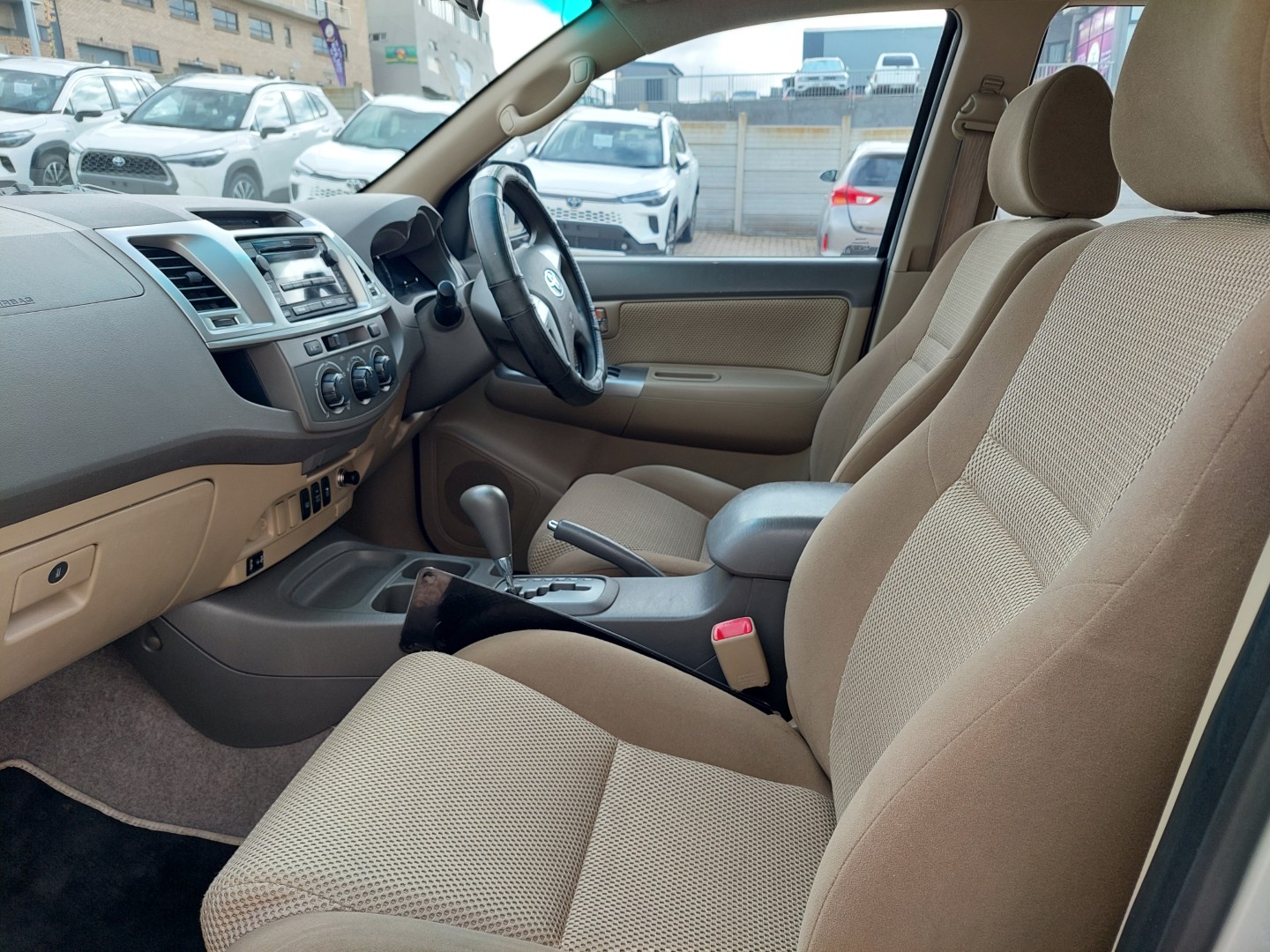2013 Fortuner 2.5D-4D RB AT