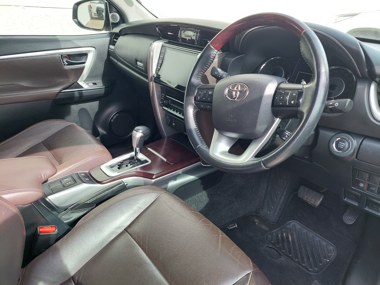 2020 FORTUNER 2.8GD-6 EPIC BLACK AT