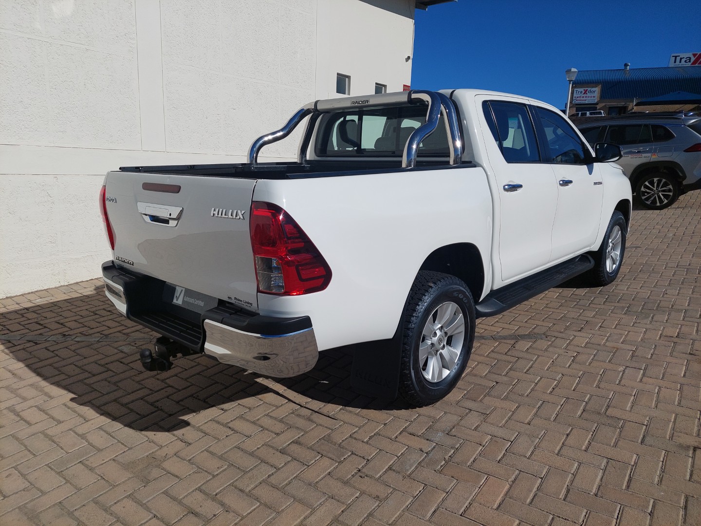 2016 Hilux DC 2.8GD6 RAIDER AT