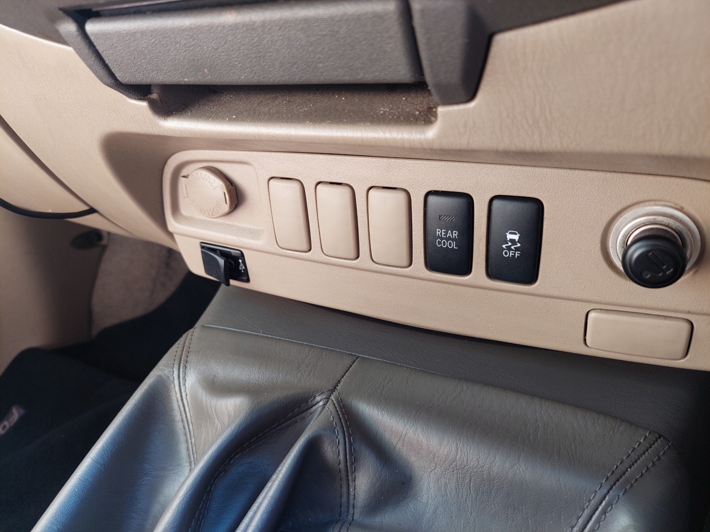 2012 Fortuner 3.0D-4D 4X4